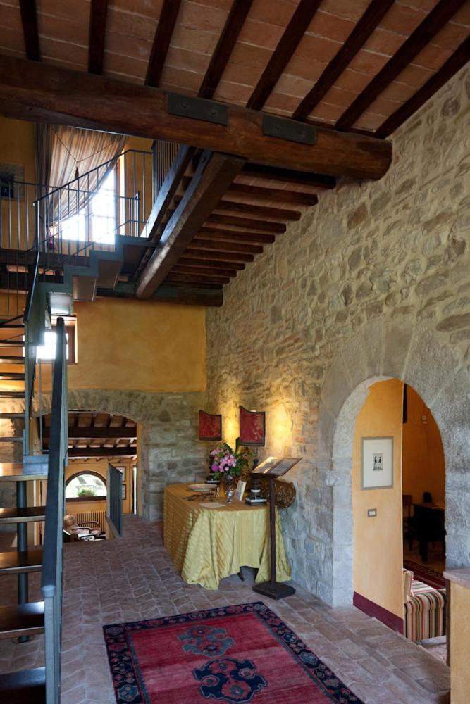 Tenuta Di Canonica Тоді Екстер'єр фото