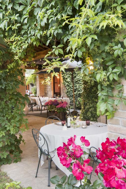 Tenuta Di Canonica Тоді Екстер'єр фото