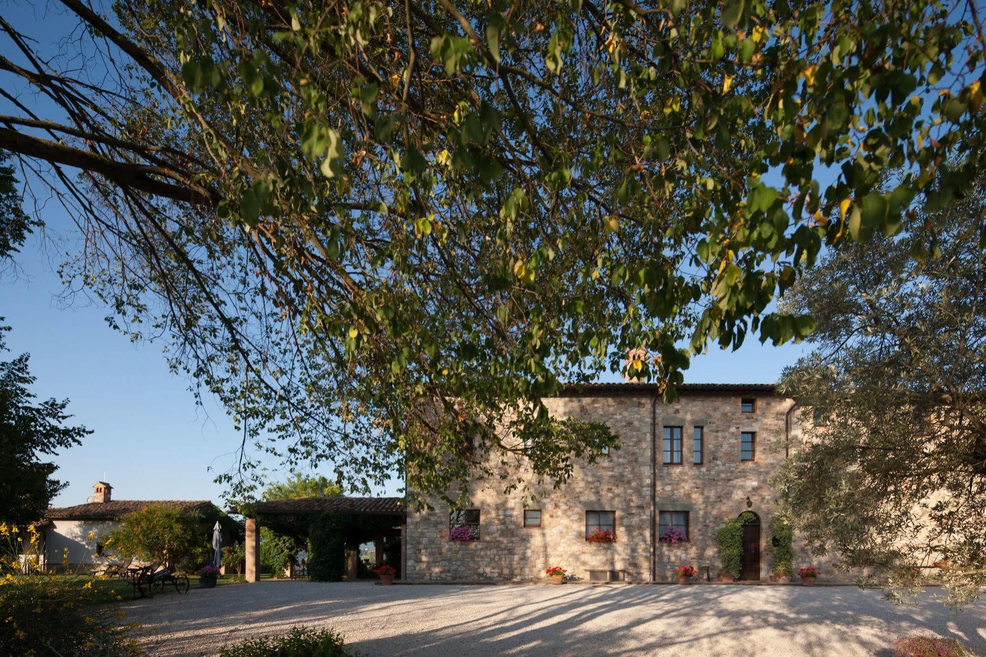 Tenuta Di Canonica Тоді Екстер'єр фото