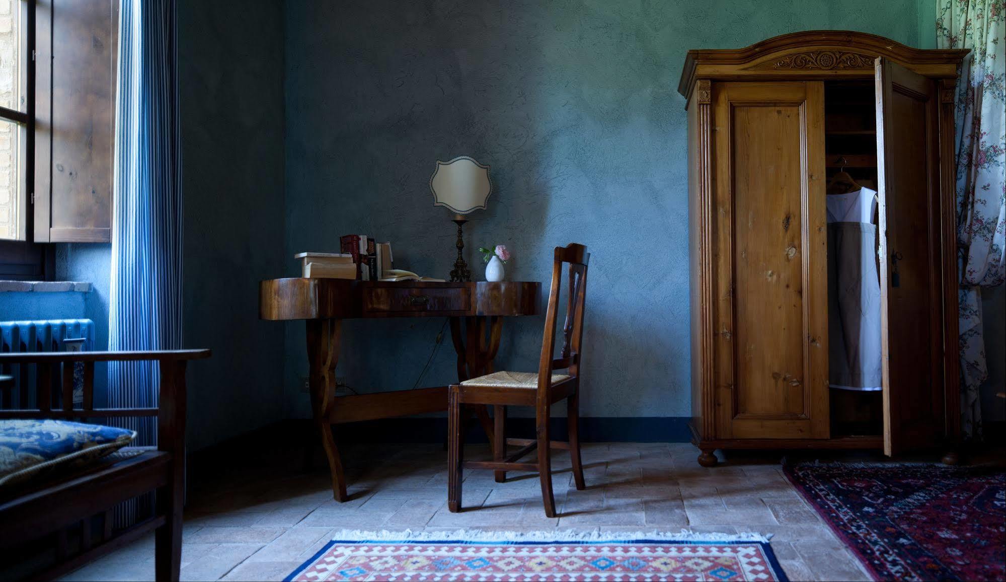 Tenuta Di Canonica Тоді Екстер'єр фото
