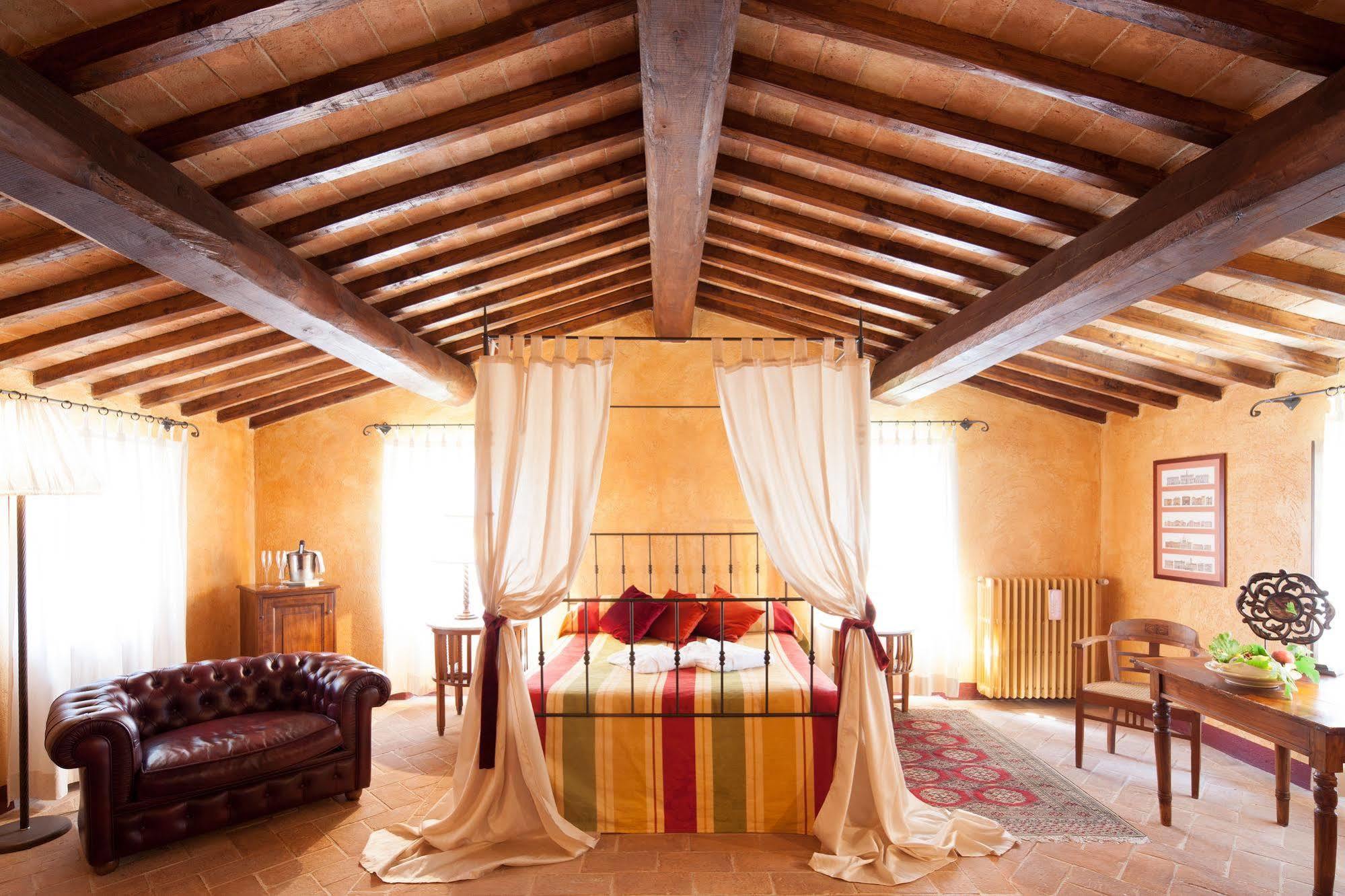 Tenuta Di Canonica Тоді Екстер'єр фото